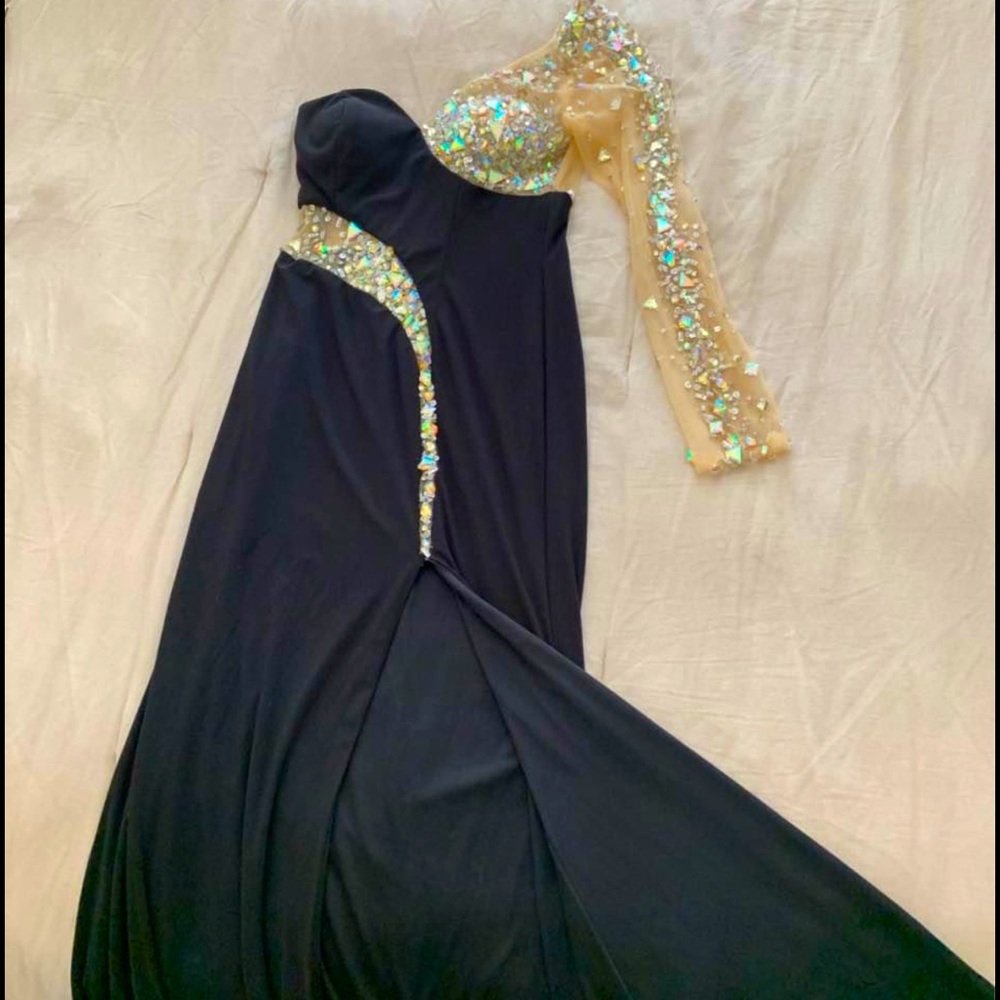Sexy off shoulder dress!!